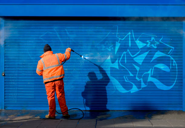 Best Garage Pressure Washing  in Suisun City, CA